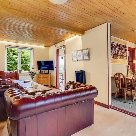 Awesome In Stubbekbing With 2 Bedrooms And Wifi Prázdninový dům
